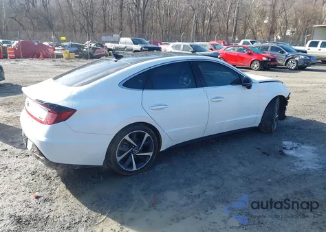 2021 Hyundai Sonata Sel Plus z USA, uszkodzony, nr VIN 5NPEJ4J29MH086542
